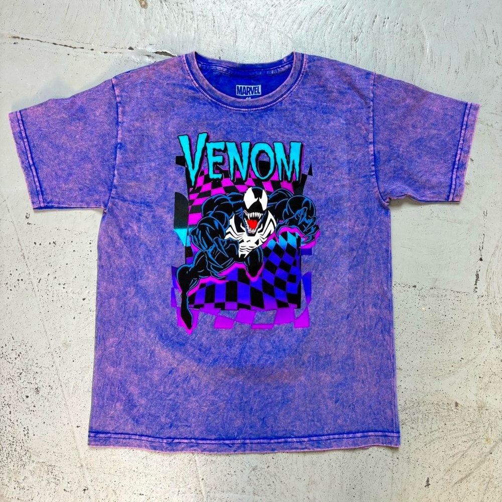 Like new VENOM graphic tee, boys 16